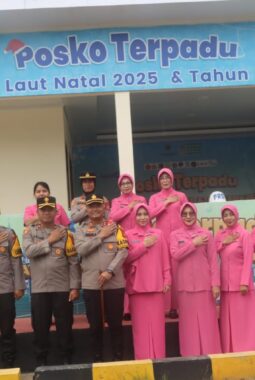 Dukung Kelancaran Arus Laut, Kapolres Muna Sambangi Pos Terpadu Natal dan Tahun Baru
