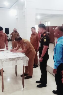Pemkab Muna Lakukan Penandatangan MoU Dengan Kejaksaan: Tingkatkan Kerjasama Bidang Datun