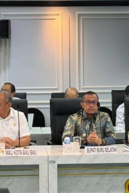 Tingkatkan Kesejahteraan Petani, Walikota dan Wakil Walikota Baubau Bertemu Menteri Pertanian RI