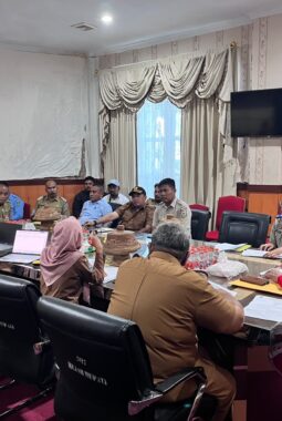 Bahas Perpanjangan PKKPR Sawit di Kabawo, Marobo, dan Bone: BPN Muna Hadiri Rapat Bersama Pemkab