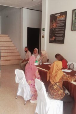 Sambut Harlah Kejaksaan RI ke-81, Kejari Muna Gelar Pemeriksaan Mata Gratis