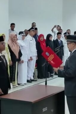 Lantik Pj Sekda, Bupati Buteng Sindir Pejabat Yang “Tidak Tahu Apa Yang Dibikin”