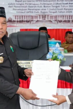Paripurna DPRD Buton Tengah Setujui Ranperda Perangkat Daerah dan PDAM